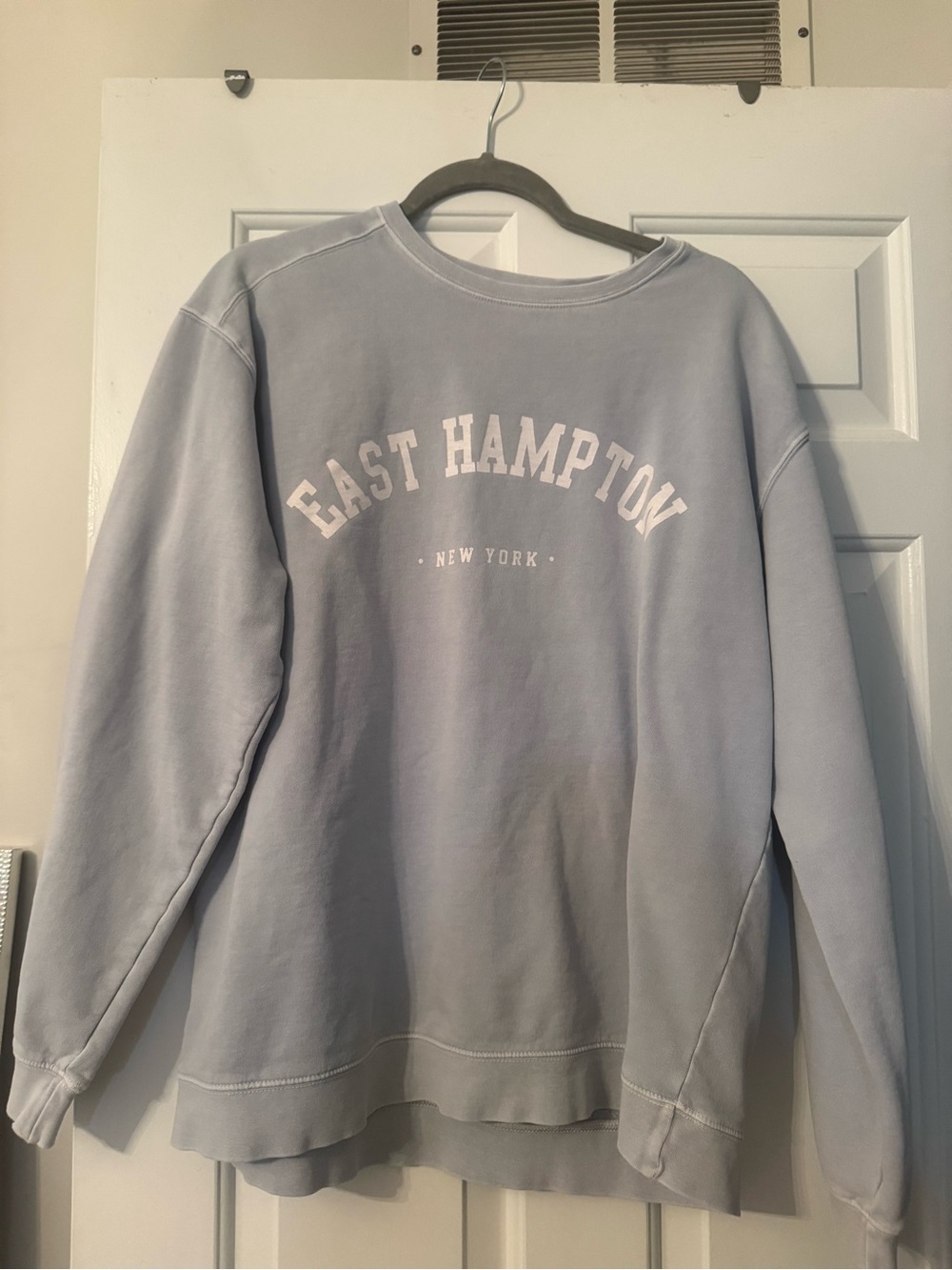 East Hampton Light Blue Crewneck Sweatshirt- Breezin’ Up